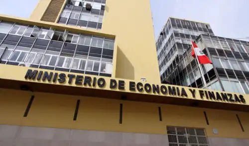 Presupuesto para 2026 incluye recortes a Beca 18 y subsidios de viviendas formales