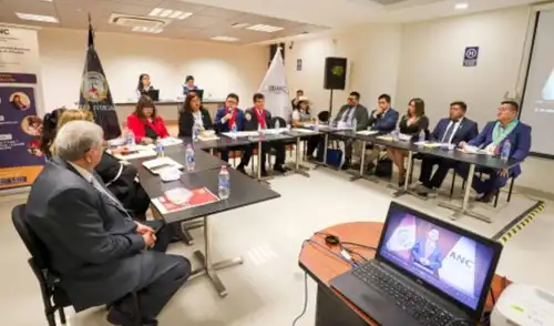 Los operadores de justicia y representantes de la sociedad civil acordaron medidas para acelerar los procesos judiciales. Fuente: Difusión. Los operadores de justicia y representantes de la sociedad civil acordaron medidas para acelerar los procesos judiciales. Fuente: Difusión.