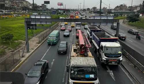 Sigue en tiempo real el tráfico en Lima hoy. Accidentes, cierres de vías y estaciones, rutas más congestionadas y reporte actualizado por fiestas navideñas.