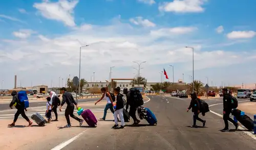 En Arica se encuentra uno de los pasos fronterizos más transitados de Chile. Foto: AFP En Arica se encuentra uno de los pasos fronterizos más transitados de Chile. Foto: AFP
