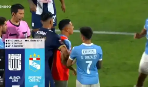 Yoshimar Yotún es suplente en el Alianza Lima vs Sporting Cristal. Foto: captura de L1 Max Yoshimar Yotún perdió los papeles con Jesús Castillo en el Alianza Lima vs Sporting Cristal
