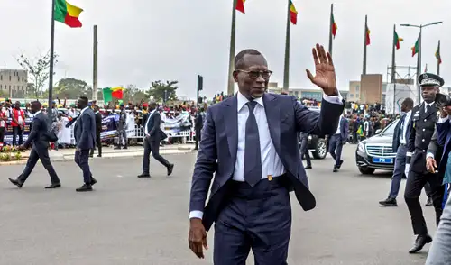 El Gobierno confirmó que el presidente Patrice Talon se encuentra a salvo tras el incidente.