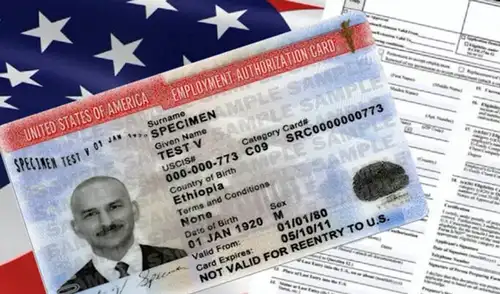 Estados Unidos redujo la vigencia de los permisos laborales para inmigrantes. Estados Unidos redujo la vigencia de los permisos laborales para inmigrantes.