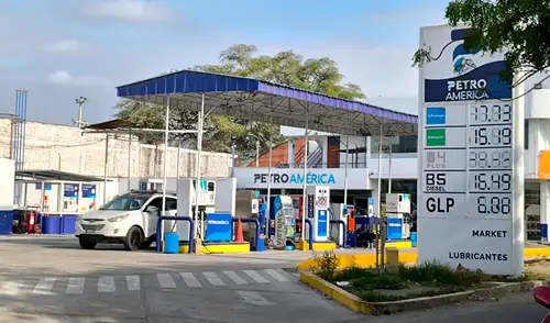 Conoce los precios del combustible a nivel nacional. Créditos: Almendra Ruesta / La República. Conoce los precios del combustible a nivel nacional. Créditos: Almendra Ruesta / La República.