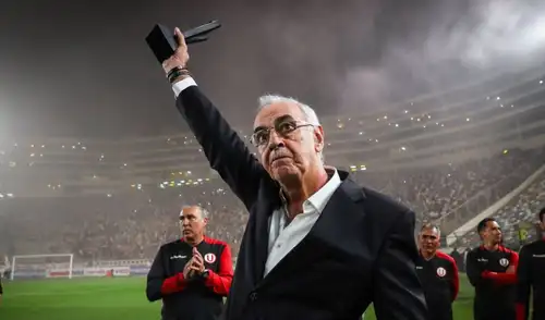 Jorge Fossati deja Universitario. Foto: Universitario