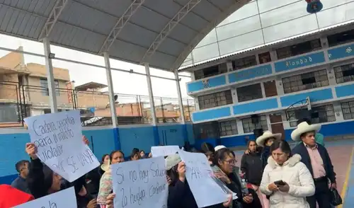 Un docente de la institución educativa Santa Beatriz de Silva en Cajamarca fue denunciado por presunto abuso sexual de una estudiante de 16 años. El caso está siendo investigado por el Ministerio Público.