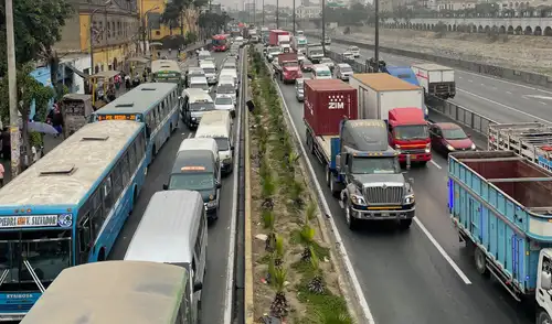 Tráfico en Lima en épocas navideñas Tráfico en Lima