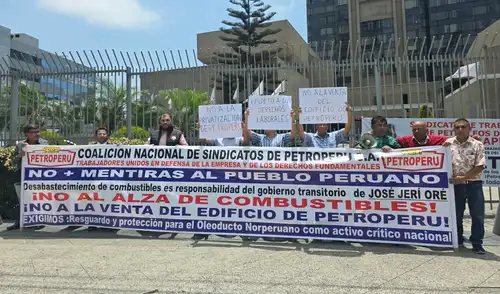 Para los trabajadores de Petroperú, las declaraciones de ministros vienen mermando el valor de sus bonos. Foto: La República Petroperú