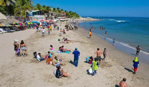 Playas del norte y sur del Perú destacan como alternativas ideales para recibir el Año Nuevo