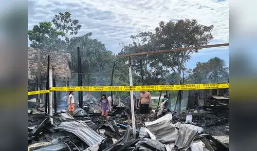 Iquitos: incendio deja 16 viviendas siniestradas y 24 familias en las calles a días de Año Nuevo Según información oficial, aún se desconocen los motivos del incendio.