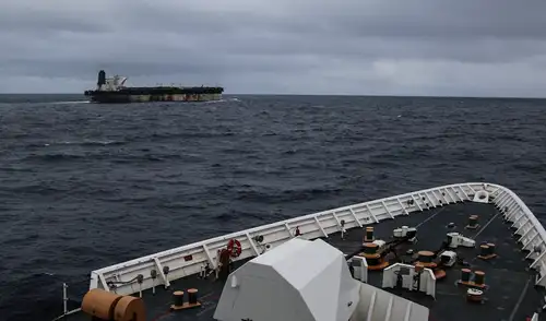 Rusia condena acción de Estados Unidos contra petrolero con bandera rusa: "Ningún Estado tiene derecho"