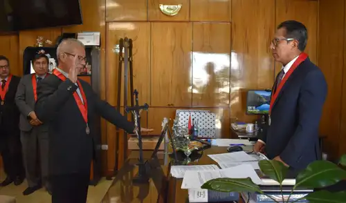 En el acto oficial, se destacó el compromiso de los magistrados, quienes recibirán funciones en diversas salas. Fuente: Difusión.