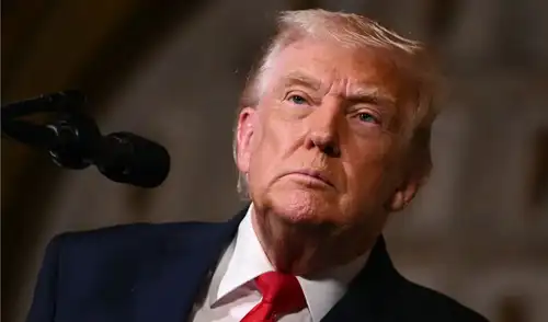 Trump afirmó que su gobierno iniciará una nueva fase de su estrategia antidrogas con operaciones terrestres.