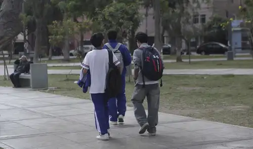 Minedu recorta semanas de clases en colegios públicos