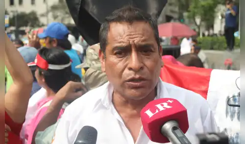 Julio Campos denunció que extorsionadores cobran hasta 30 soles diarios a los transportistas.