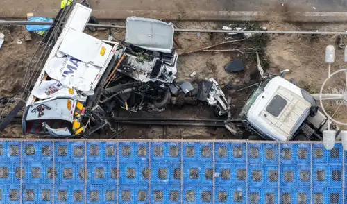 Dos trabajadores de Emape fallecieron tras el accidente vehícular.