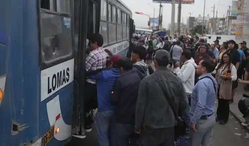 Presidente José Jerí se reunió con un gremio de transportistas y anunció nuevas medidas.