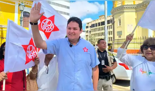 El candidato al sillón presidencial también criticó a sus adversarios, César Acuña y Keiko Fujimori.