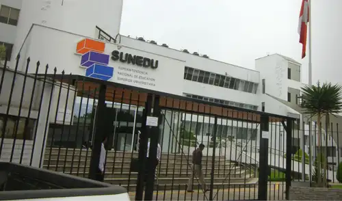 Medida fue oficializada mediante la Resolución de Consejo Directivo N.° 0003-2026-SUNEDU-CD