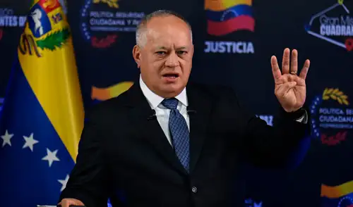 Funcionarios del gobierno de EE. UU. mantuvieron conversaciones reservadas con Diosdado Cabello antes de la captura de Nicolás Maduro.