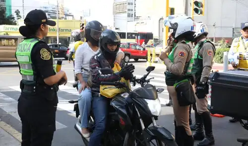 Motociclistas enfrentan sanciones por incumplir normativa de tránsito en Lima Metropolitana