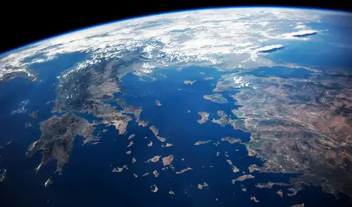 Dos masas continentales chocarán dentro de 30 millones de años. Foto: NASA Dos masas continentales chocarán dentro de 30 millones de años. Foto: NASA