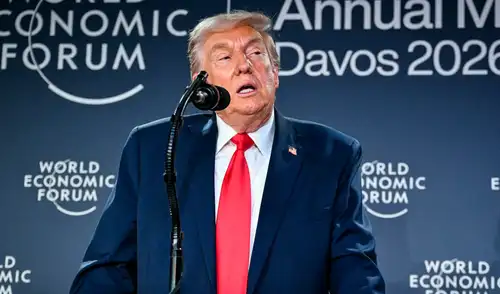 Trump anuncia un acuerdo sobre Groenlandia con la OTAN y retira la amenaza de aranceles. Trump anuncia un acuerdo sobre Groenlandia con la OTAN y retira la amenaza de aranceles.