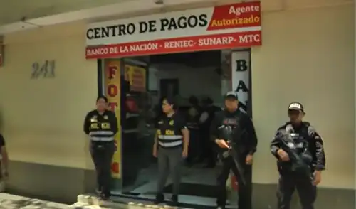 Policía interviene local que tramitaba documentos falsos para Reniec y el Banco de la Nación en Miraflores El Reniec alertó a ciudadanos a solo realizar gestiones en oficinas autorizadas.