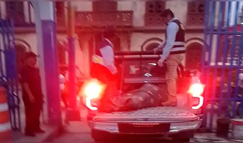 La victima fue identificada como Alejandro Chero Chunga y fue trasladada hasta la morgue de la zona. Foto: Difusión