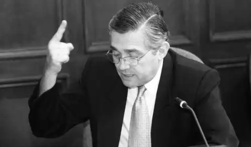 Exministro fujimorista falleció en Brasil a los 80 años | Composición: LR. Manuel Augusto Blacker Miller