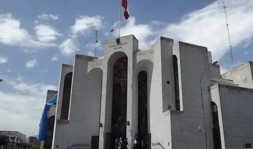 Se habilitarán juzgados y salas de emergencia para atender procesos urgentes. Fuente: Difusión.