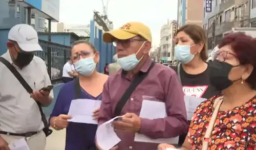 Pacientes oncológicos indicaron que el Hospital Almenara les ha reprogramado sus citas hasta fines de febrero.
