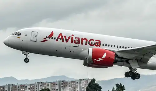 Avianca reanudará vuelos entre Bogotá y Caracas, tras suspensiones desde noviembre de 2025.