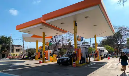 Conoce los precios de combustibles en diferentes ciudades del Perú. Créditos: Almendra Ruesta/ La República.