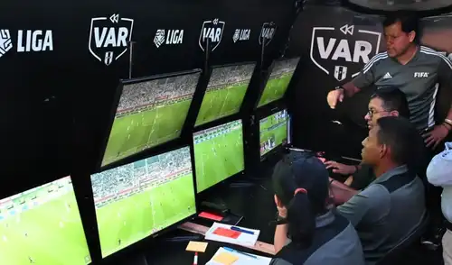 CONAR dio a conocer a los árbitros que dirigirán la fecha 3 de la Liga 1 2026. Foto: Liga 1