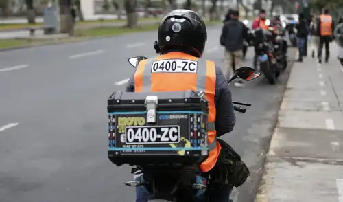 La nueva placa para motocicletas contará con un holograma y un código de seguridad. La nueva placa para motocicletas contará con un holograma y un código de seguridad.