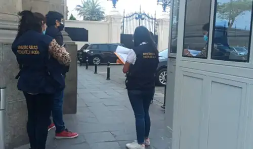 Los fiscales que ingresaron a Palacio de Gobierno ingresaron a la oficina de asesoría jurídica. Foto: difusión. Los fiscales que ingresaron a Palacio de Gobierno ingresaron a la oficina de asesoría jurídica. Foto: difusión.