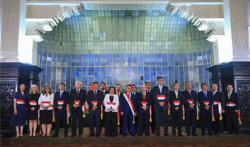 Estos son los nuevos ministros de José María Balcázar. Foto: Presidencia Estos son los nuevos ministros de José María Balcázar.