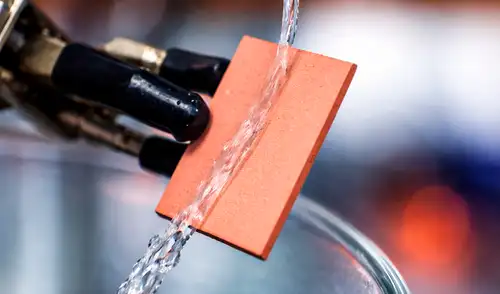 Este innovador componente ofrece soluciones reales ante las limitaciones de las superficies superhidrofóbicas bajo calor intenso.