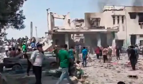 Este ataque ha sido calificado por el presidente de Irán, Masoud Pezeshkian, como un "acto bárbaro". Foto: X/@_TereFelipe_. Autoridades en Irán confirman al menso 85 muertos en el ataque israelí a una escuela femenina en Minab