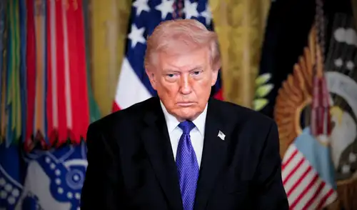 Donald Trump trata de justificar la guerra contra Irán. Donald Trump trata de justificar la guerra contra Irán.