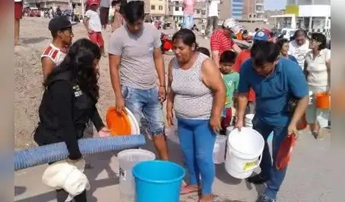 Pobladores de Mala sufren por los continuos cortes de agua.