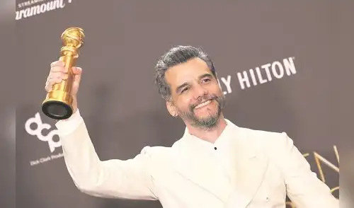 Wagner Moura en los Globos de Oro.