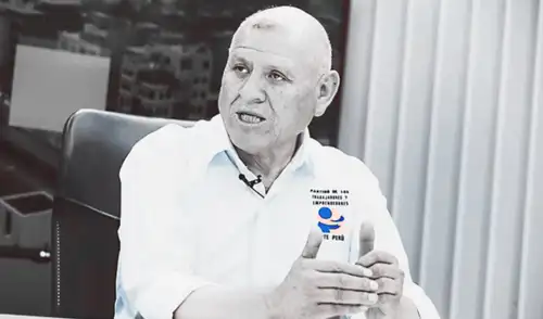 Napoleón Becerra, fundador del Partido de los Trabajadores y Emprendedores (PTE - Perú) Napoleón Becerra, fundador del Partido de los Trabajadores y Emprendedores (PTE - Perú)