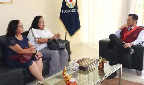 Este acuerdo se llevó a cabo en una reunión entre el presidente de la Corte y docentes de la universidad. Fuente: Difusión. Este acuerdo se llevó a cabo en una reunión entre el presidente de la Corte y docentes de la universidad. Fuente: Difusión.