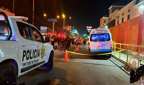 Dos sujetos a bordo de una moto lineal desataron el tiroteo en la avenida Argentina. Dos sujetos a bordo de una moto lineal desataron el tiroteo en la avenida Argentina.