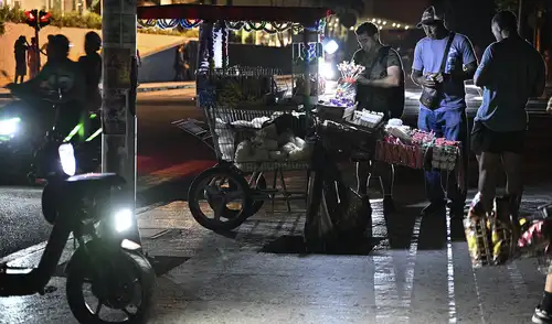 Estados Unidos endurece presión sobre Cuba mientras la isla se recupera del apagón