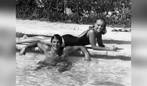 Alain Delon y Romy Schneider en "La piscina". Imagen: Difusión.