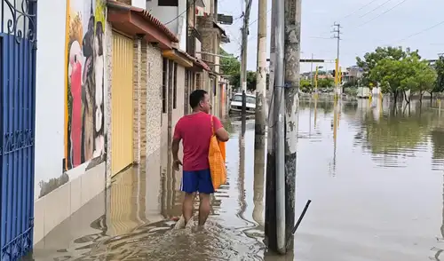 Cenepred identificó 2.203 puntos críticos en nueve regiones del país con alto nivel de vulnerabilidad frente a lluvias Cenepred identificó 2.203 puntos críticos en nueve regiones del país con alto nivel de vulnerabilidad frente a lluvias