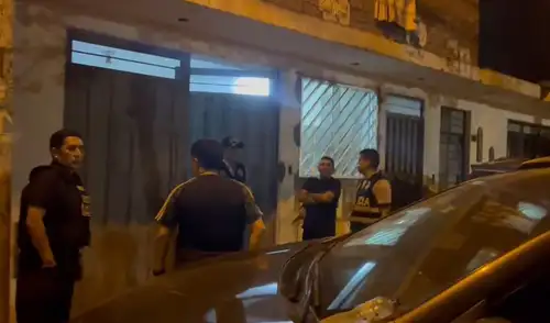 La Policía Nacional desarticuló la organización criminal Los Mexicanos, dedicados a la extorsión de transportistas en Lima Norte, durante un operativo en Los Olivos el 26 de marzo.